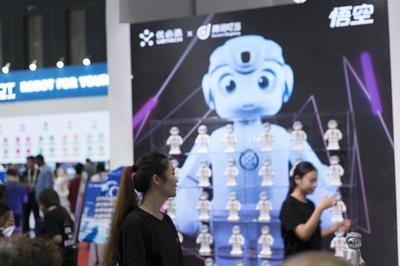 UBTECH攜手編程機(jī)器人，帶來最好的開學(xué)禮物 智能機(jī)器人銷售新篇章